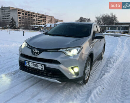 Серый Тойота РАВ 4, объемом двигателя 2 л и пробегом 146 тыс. км за 19500 $, фото 1 на Automoto.ua