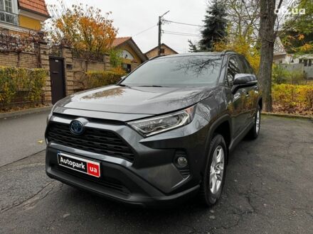 Серый Тойота РАВ 4, объемом двигателя 2.5 л и пробегом 142 тыс. км за 28990 $, фото 1 на Automoto.ua