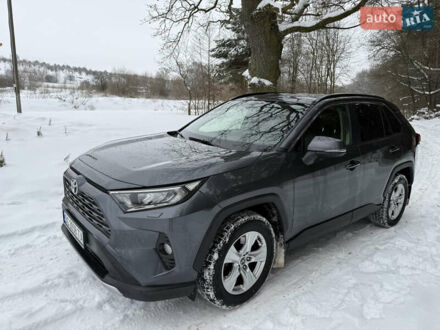 Серый Тойота РАВ 4, объемом двигателя 1.99 л и пробегом 191 тыс. км за 25500 $, фото 1 на Automoto.ua