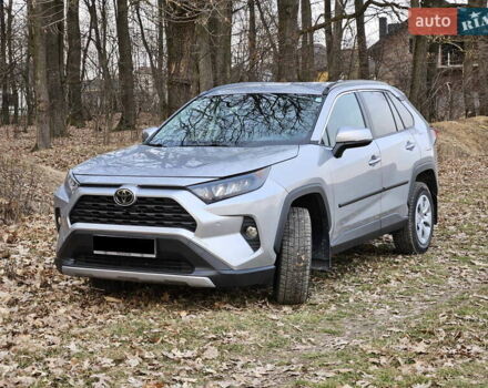 Серый Тойота РАВ 4, объемом двигателя 2.49 л и пробегом 62 тыс. км за 25500 $, фото 1 на Automoto.ua