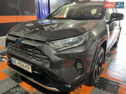 Тойота РАВ 4 2019 в Кривом Роге на Automoto.ua Серый Тойота РАВ 4, объемом двигателя 2.5 л и пробегом 62 тыс. км за 33000 $, фото 1 на Automoto.ua