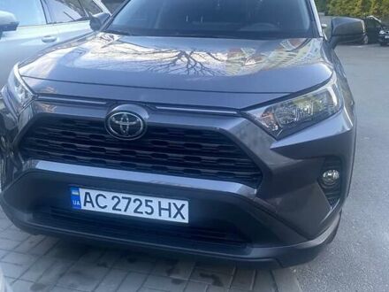 Серый Тойота РАВ 4, объемом двигателя 2.49 л и пробегом 131 тыс. км за 26000 $, фото 1 на Automoto.ua