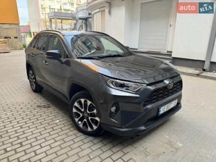 Сірий Тойота РАВ 4, об'ємом двигуна 2.49 л та пробігом 58 тис. км за 26499 $, фото 1 на Automoto.ua