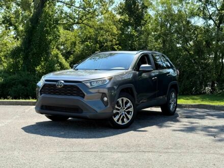 Серый Тойота РАВ 4, объемом двигателя 2.5 л и пробегом 44 тыс. км за 17000 $, фото 1 на Automoto.ua