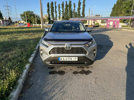 Серый Тойота РАВ 4, объемом двигателя 1.99 л и пробегом 90 тыс. км за 23000 $, фото 1 на Automoto.ua