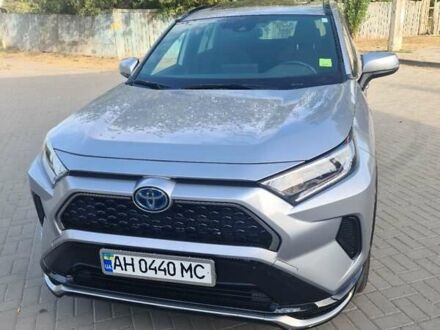 Тойота РАВ 4 2020 у Черкасах на Automoto.ua Сірий Тойота РАВ 4, об'ємом двигуна 2.49 л та пробігом 12 тис. км за 47800 $, фото 1 на Automoto.ua