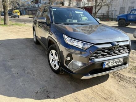 Сірий Тойота РАВ 4, об'ємом двигуна 2 л та пробігом 82 тис. км за 30500 $, фото 1 на Automoto.ua