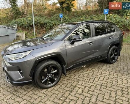 Серый Тойота РАВ 4, объемом двигателя 2.49 л и пробегом 145 тыс. км за 33500 $, фото 1 на Automoto.ua