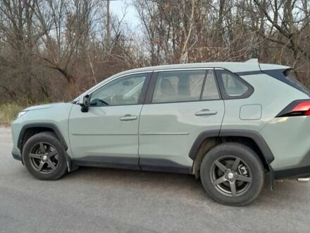 Серый Тойота РАВ 4, объемом двигателя 1.99 л и пробегом 70 тыс. км за 25500 $, фото 1 на Automoto.ua