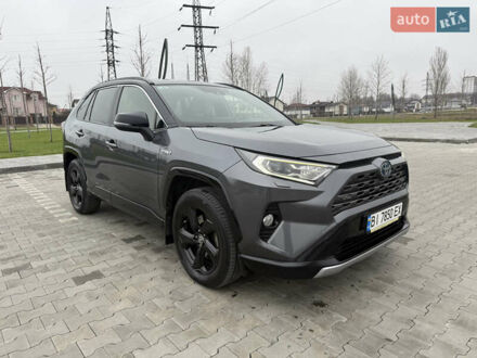 Серый Тойота РАВ 4, объемом двигателя 2.49 л и пробегом 195 тыс. км за 28850 $, фото 1 на Automoto.ua