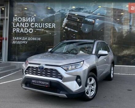 Сірий Тойота РАВ 4, об'ємом двигуна 2.49 л та пробігом 83 тис. км за 30395 $, фото 1 на Automoto.ua