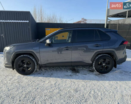 Серый Тойота РАВ 4, объемом двигателя 2.49 л и пробегом 160 тыс. км за 30000 $, фото 1 на Automoto.ua