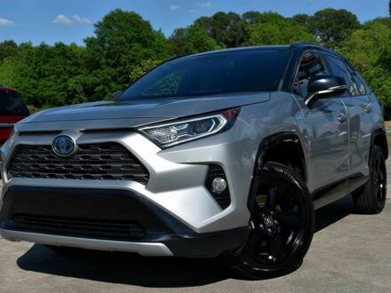 Тойота РАВ 4 2020 в Киеве на Automoto.ua Серый Тойота РАВ 4, объемом двигателя 2.5 л и пробегом 43 тыс. км за 18500 $, фото 1 на Automoto.ua