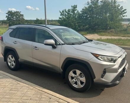Серый Тойота РАВ 4, объемом двигателя 2 л и пробегом 33 тыс. км за 27500 $, фото 1 на Automoto.ua