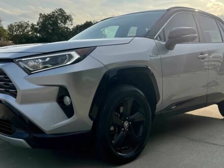 Серый Тойота РАВ 4, объемом двигателя 2.5 л и пробегом 21 тыс. км за 9000 $, фото 1 на Automoto.ua