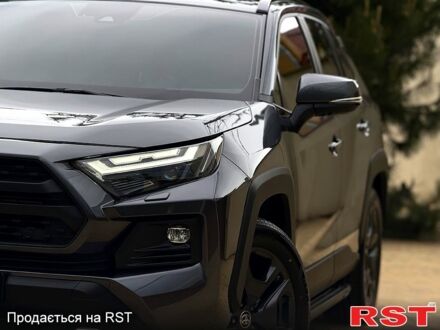 Тойота РАВ 4 2021 в Одессе на Automoto.ua Серый Тойота РАВ 4, объемом двигателя 2.5 л и пробегом 70 тыс. км за 36950 $, фото 1 на Automoto.ua