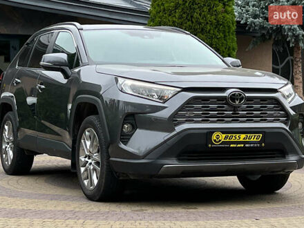 Серый Тойота РАВ 4, объемом двигателя 2.49 л и пробегом 22 тыс. км за 33990 $, фото 1 на Automoto.ua