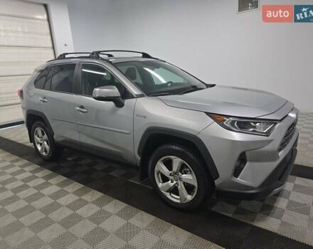 Сірий Тойота РАВ 4, об'ємом двигуна 2.5 л та пробігом 28 тис. км за 21666 $, фото 1 на Automoto.ua
