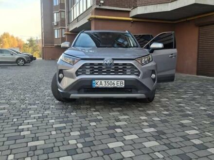 Серый Тойота РАВ 4, объемом двигателя 2.49 л и пробегом 60 тыс. км за 37000 $, фото 1 на Automoto.ua