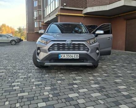 Сірий Тойота РАВ 4, об'ємом двигуна 2.49 л та пробігом 60 тис. км за 37000 $, фото 1 на Automoto.ua