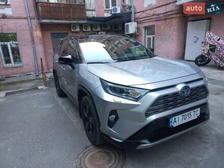 Сірий Тойота РАВ 4, об'ємом двигуна 2.49 л та пробігом 45 тис. км за 37500 $, фото 1 на Automoto.ua