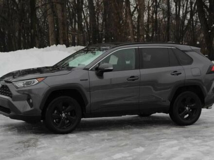 Серый Тойота РАВ 4, объемом двигателя 2.5 л и пробегом 14 тыс. км за 11500 $, фото 1 на Automoto.ua