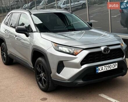 Серый Тойота РАВ 4, объемом двигателя 2.5 л и пробегом 223 тыс. км за 21900 $, фото 1 на Automoto.ua