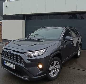 Серый Тойота РАВ 4, объемом двигателя 2.49 л и пробегом 48 тыс. км за 33700 $, фото 1 на Automoto.ua