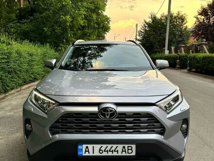 Тойота РАВ 4 2021 у Львові на Automoto.ua Сірий Тойота РАВ 4, об'ємом двигуна 2 л та пробігом 77 тис. км за 30900 $, фото 1 на Automoto.ua