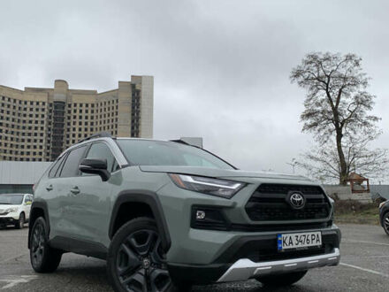 Серый Тойота РАВ 4, объемом двигателя 2.49 л и пробегом 17 тыс. км за 43700 $, фото 1 на Automoto.ua
