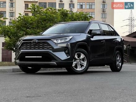 Тойота РАВ 4 2022 у Одесі на Automoto.ua Сірий Тойота РАВ 4, об'ємом двигуна 1.99 л та пробігом 9 тис. км за 33999 $, фото 1 на Automoto.ua