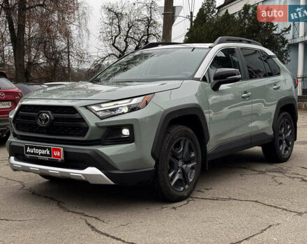 Серый Тойота РАВ 4, объемом двигателя 2.5 л и пробегом 19 тыс. км за 45490 $, фото 1 на Automoto.ua