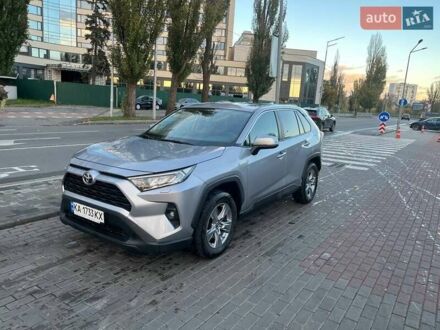 Серый Тойота РАВ 4, объемом двигателя 1.99 л и пробегом 25 тыс. км за 31500 $, фото 1 на Automoto.ua