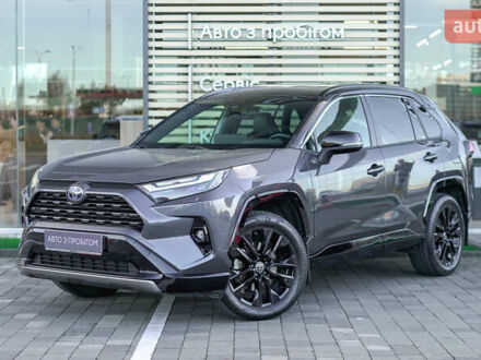 Сірий Тойота РАВ 4, об'ємом двигуна 2.49 л та пробігом 70 тис. км за 43153 $, фото 1 на Automoto.ua