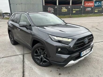 Сірий Тойота РАВ 4, об'ємом двигуна 2.49 л та пробігом 53 тис. км за 46400 $, фото 1 на Automoto.ua