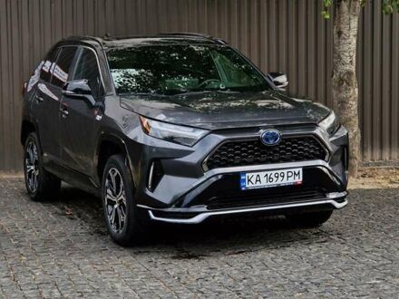 Тойота РАВ 4 2023 в Киеве на Automoto.ua Серый Тойота РАВ 4, объемом двигателя 2.49 л и пробегом 81 тыс. км за 49500 $, фото 1 на Automoto.ua