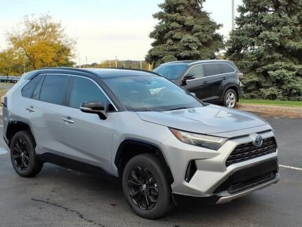 Тойота РАВ 4 2023 в Черновцах на Automoto.ua Серый Тойота РАВ 4, объемом двигателя 2.5 л и пробегом 24 тыс. км за 16300 $, фото 1 на Automoto.ua