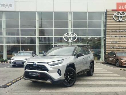 Сірий Тойота РАВ 4, об'ємом двигуна 2.49 л та пробігом 26 тис. км за 41895 $, фото 1 на Automoto.ua
