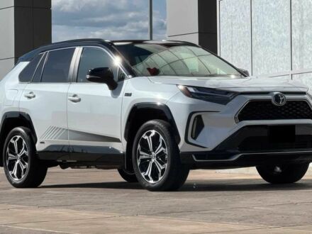 Тойота РАВ 4 2024 у Ужгороді на Automoto.ua Сірий Тойота РАВ 4, об'ємом двигуна 2.5 л та пробігом 23 тис. км за 24500 $, фото 1 на Automoto.ua
