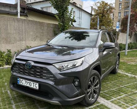 Серый Тойота РАВ 4, объемом двигателя 2.49 л и пробегом 34 тыс. км за 40000 $, фото 1 на Automoto.ua