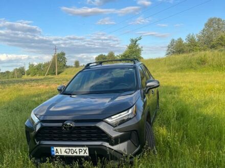 Сірий Тойота РАВ 4, об'ємом двигуна 2.49 л та пробігом 8 тис. км за 32900 $, фото 1 на Automoto.ua