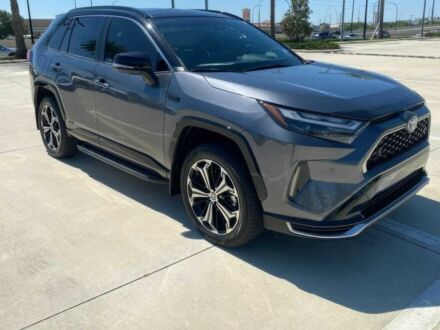 Тойота РАВ 4 2024 у Черкасах на Automoto.ua Сірий Тойота РАВ 4, об'ємом двигуна 2.5 л та пробігом 14 тис. км за 17500 $, фото 1 на Automoto.ua