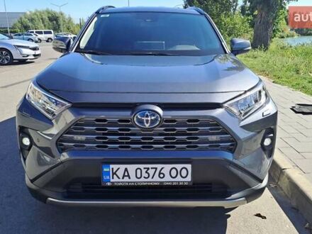 Серый Тойота РАВ 4, объемом двигателя 2.49 л и пробегом 25 тыс. км за 39999 $, фото 1 на Automoto.ua