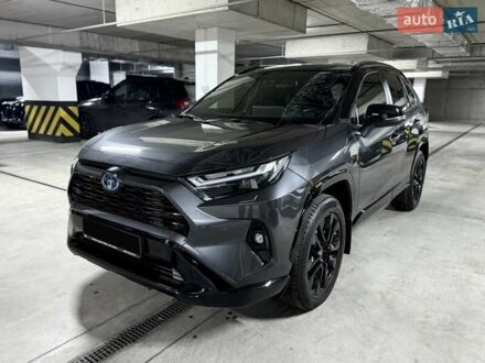 Серый Тойота РАВ 4, объемом двигателя 2.49 л и пробегом 22 тыс. км за 42500 $, фото 1 на Automoto.ua