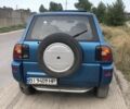 Синий Тойота РАВ 4, объемом двигателя 2 л и пробегом 385 тыс. км за 4200 $, фото 1 на Automoto.ua