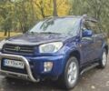 Синій Тойота РАВ 4, об'ємом двигуна 2 л та пробігом 230 тис. км за 5999 $, фото 1 на Automoto.ua