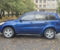 Синій Тойота РАВ 4, об'ємом двигуна 2 л та пробігом 230 тис. км за 5999 $, фото 5 на Automoto.ua