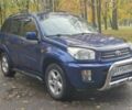 Синій Тойота РАВ 4, об'ємом двигуна 2 л та пробігом 230 тис. км за 5999 $, фото 2 на Automoto.ua