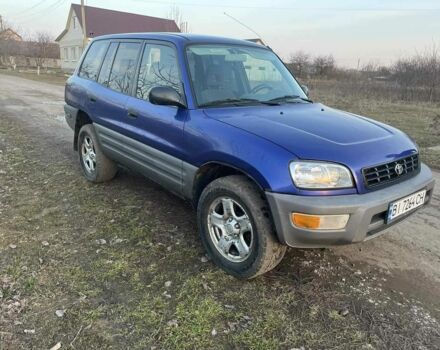Синий Тойота РАВ 4, объемом двигателя 2 л и пробегом 330 тыс. км за 4800 $, фото 6 на Automoto.ua