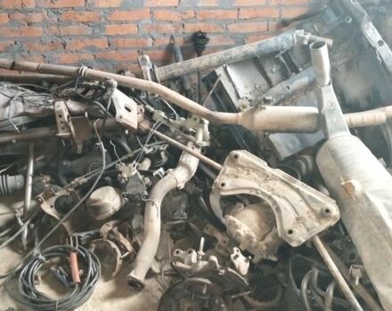 Синий Тойота РАВ 4, объемом двигателя 0 л и пробегом 299 тыс. км за 1000 $, фото 4 на Automoto.ua